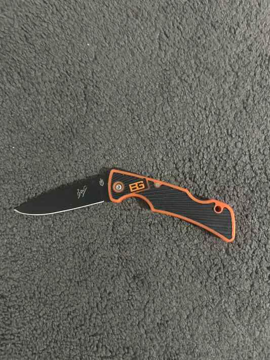 GERBER BEAR GRYLLS POCKET KNIFE